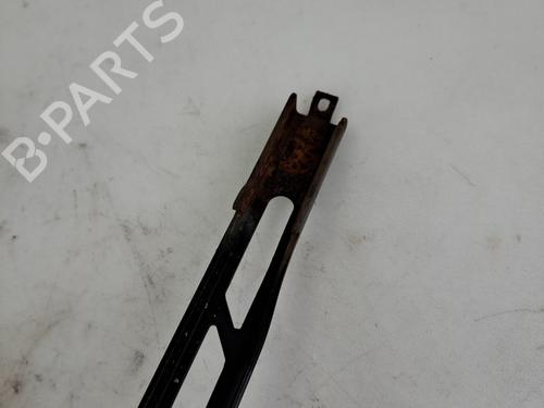 Used Front windshield wiper arm Front windshield wiper arm 37398176 37398176