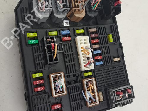 fuse-box-renault-scenic-iii-jz01_-2008-2009-2010-2011-2012-2013-2014-2015-2016-37392088 main image