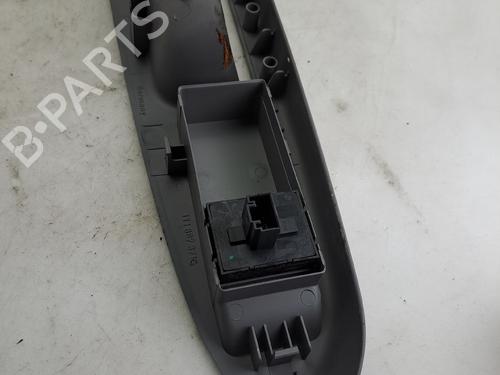 Venstre Foran elrute bryter Venstre Foran elrute bryter VW CADDY III MPV (2KB, 2KJ, 2CB, 2CJ) 1.9 TDI (105 hp) 37398843 37398843