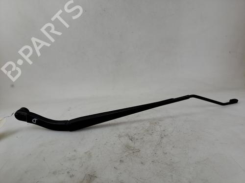 Used Front windshield wiper arm Front windshield wiper arm 37398394 37398394