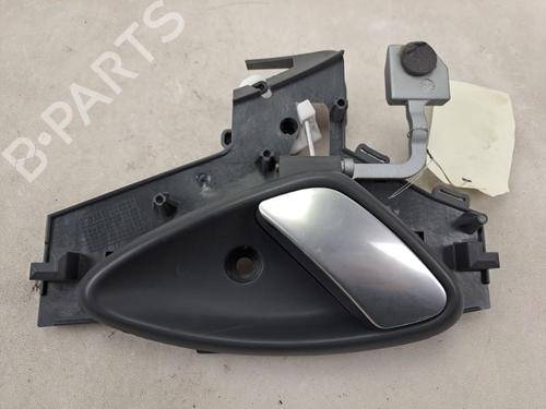Used Rear right interior door handle Rear right interior door handle 37388077 37388077