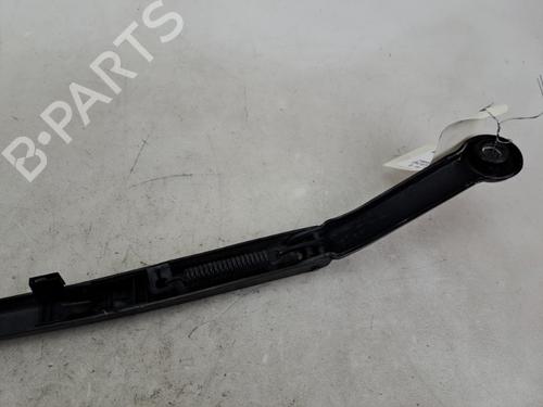 Used Front windshield wiper arm Front windshield wiper arm 37388456 37388456