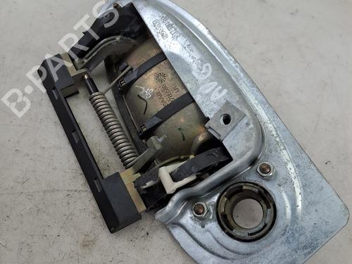Used Front left exterior door handle Front left exterior door handle 37398594 37398594