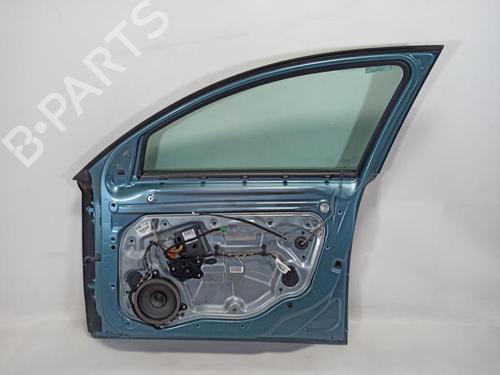 right-front-door-volvo-v50-545-2003-2004-2005-2006-2007-2008-2009-2010-2011-2012-37380919 main image