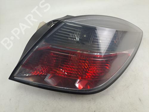 Right taillight OPEL ASTRA H GTC (A04) 1.9 CDTi (L08) | BP37746877C35 - Image 2