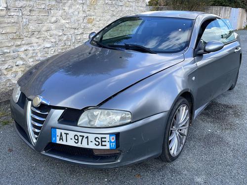 Brugte ALFA ROMEO GT (937_) 1.9 JTD (937CXN1B) 4813239