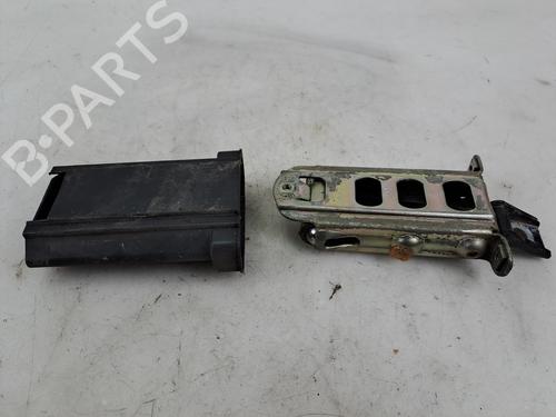 Used Hinge/Door check strap Hinge/Door check strap 37390809 37390809