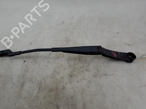 Used Front windshield wiper arm Front windshield wiper arm 37389411 37389411
