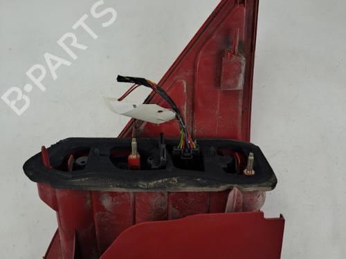 right-taillight-peugeot-1007-km_-2005-37389057 main image