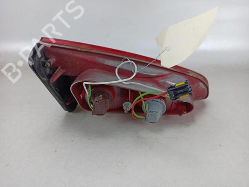 right-tailgate-light-peugeot-607-9d-9u-2000-37379559 main image