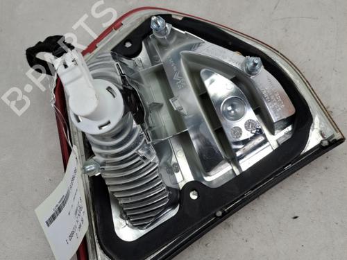 right-tailgate-light-citroen-c4-picasso-i-mpv-ud_-2006-2007-2008-2009-2010-2011-2012-2013-2014-2015-37388104 main image