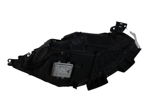 Lyskaster venstre Lyskaster venstre 39167466 39167466