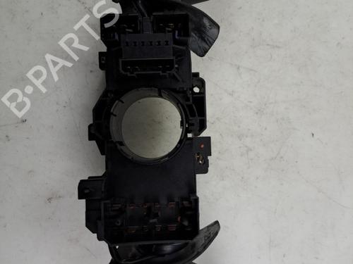 Licht + Raw Schakelaar Licht + Raw Schakelaar VW FOX Hatchback (5Z1, 5Z3, 5Z4) 1.2 (55 hp) 37389305 37389305