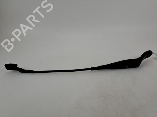 Used Front windshield wiper arm Front windshield wiper arm 37391693 37391693