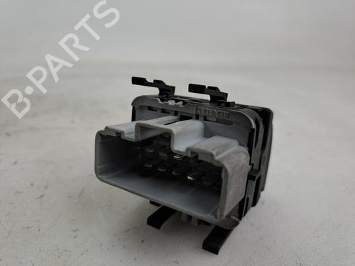 Used Left front window switch Left front window switch 37396601 37396601