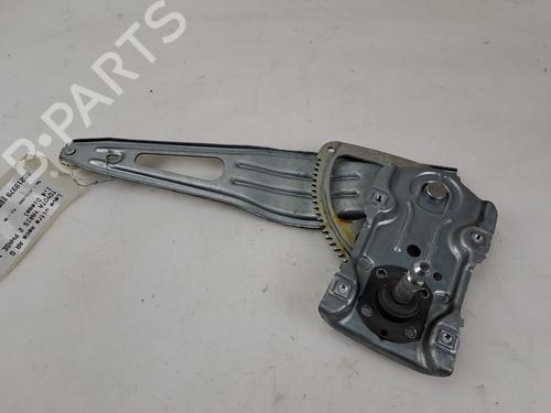 Rudehejsemekanisme venstre bagtil Rudehejsemekanisme venstre bagtil TOYOTA YARIS (_P9_) 1.4 D-4D (NLP90_, NLP90R) (90 hp) 37390333 37390333