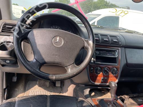 Brugte MERCEDES-BENZ M-CLASS (W163) ML 270 CDI (163.113) 4943034