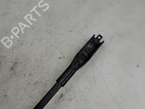 Used Front windshield wiper arm Front windshield wiper arm 37398754 37398754