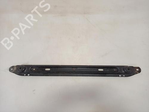 crossmember-peugeot-5008-0u_-0e_-2009-2010-2011-2012-2013-2014-2015-2016-2017-37381050 main image