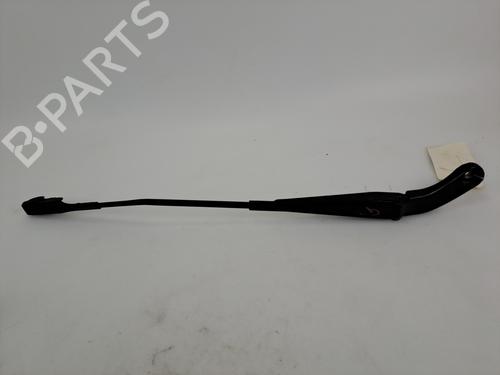 front-windshield-wiper-arm-audi-a4-b8-8k2-2007-2008-2009-2010-2011-2012-2013-2014-2015-2016-2017-37391769 main image
