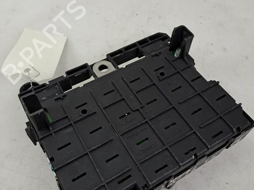 Used Fuse box Fuse box 37390252 37390252