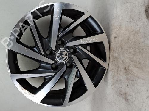 flk-vw-touran-5t1-2015-37400114 main image