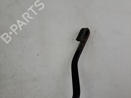 front-windshield-wiper-arm-hyundai-i30-fd-2007-2008-2009-2010-2011-2012-37392758 main image