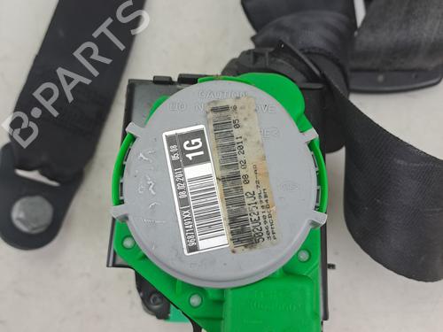 front-left-seatbelt-citroen-c4-ii-nc_-2009-37393471 main image