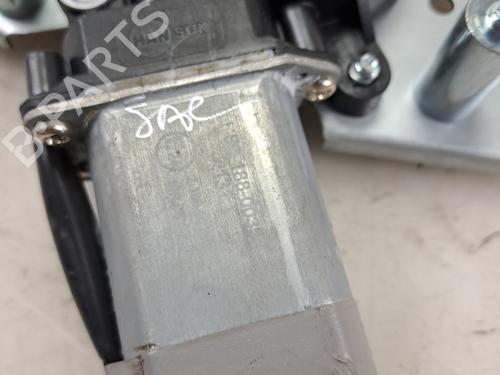 Rudehejsemekanisme ventre foran Rudehejsemekanisme ventre foran RENAULT CLIO II (BB_, CB_) 1.2 16V (BB05, BB0W, BB11, BB27, BB2T, BB2U, BB2V, CB05,... (75 hp) 37397690 37397690