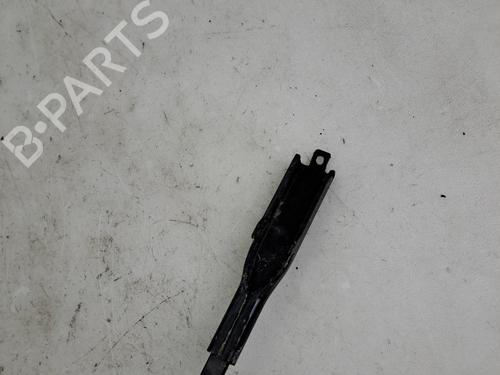 front-windshield-wiper-arm-alfa-romeo-mito-955_-2008-2009-2010-2011-2012-2013-2014-2015-2016-2017-2018-37396342 main image