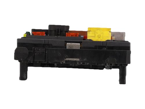 Used Fuse box Fuse box 37497246 37497246