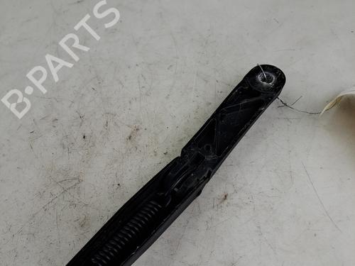 Used Front windshield wiper arm Front windshield wiper arm 37399021 37399021