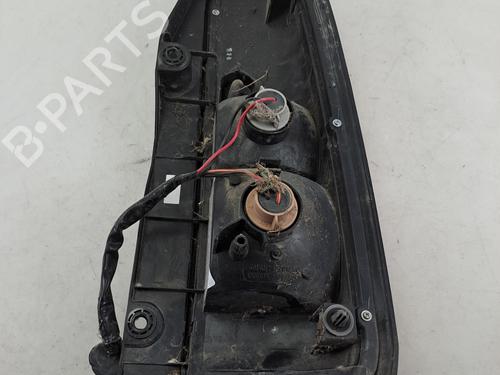 Venstre baglygte Venstre baglygte SUZUKI JIMNY Closed Off-Road Vehicle (SN) 1.3 4WD (SN413) (85 hp) 37393044 37393044