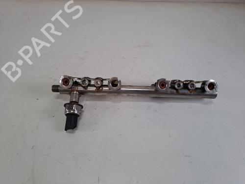 Used Injection rail Injection rail 37399986 37399986