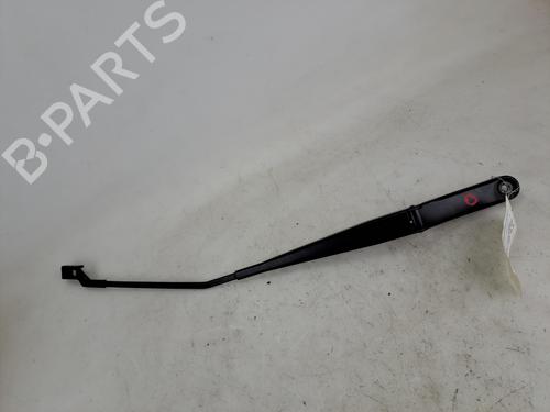 Used Front windshield wiper arm Front windshield wiper arm 37396507 37396507