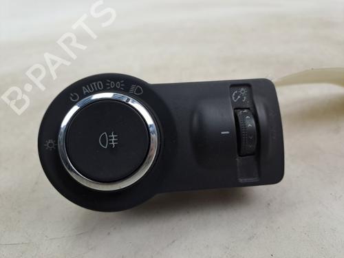 Used Headlight switch Headlight switch 37389136 37389136