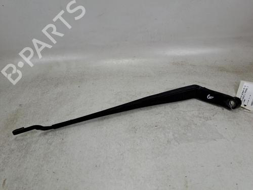 front-windshield-wiper-arm-toyota-auris-_e15_-2006-2007-2008-2009-2010-2011-2012-2013-37385290 main image