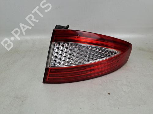 Used Right taillight Right taillight 37385046 37385046