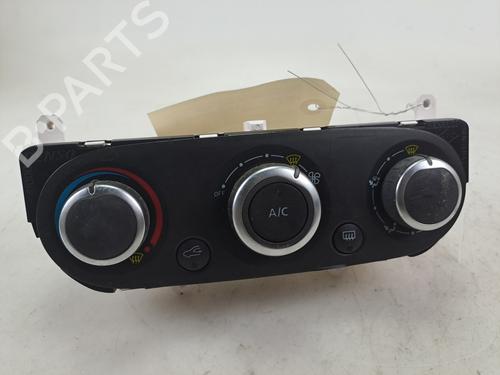 climate-control-renault-clio-iv-bh_-2012-2013-2014-2015-2016-2017-2018-2019-2020-2021-37393142 main image