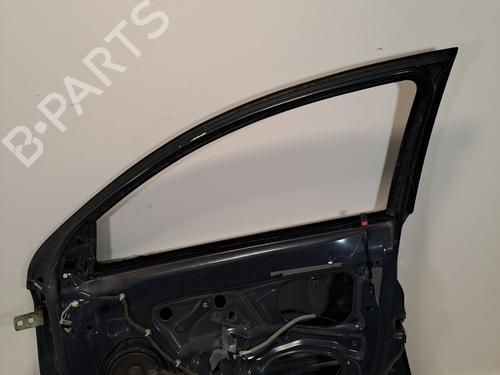 Dør høyre foran Dør høyre foran OPEL SIGNUM Hatchback (Z03) 1.9 CDTI (F48) (150 hp) 37377928 37377928