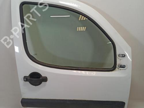 Used Right front door Right front door 37379380 37379380