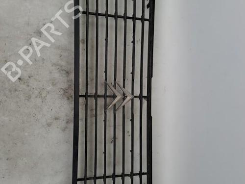 Used Grille Grille 37387356 37387356