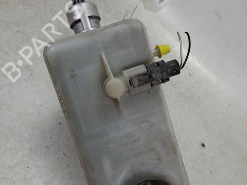 brake-master-cylinder-renault-trafic-ii-van-fl-2001-37386024 main image