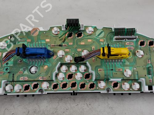 Used Instrument cluster Instrument cluster 37398858 37398858
