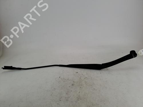 Used Front windshield wiper arm Front windshield wiper arm 37393255 37393255