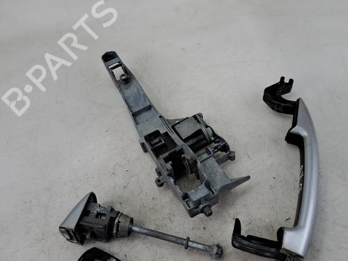 Used Front left exterior door handle Front left exterior door handle 37399892 37399892