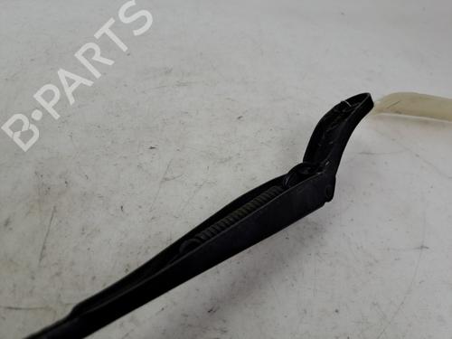 Used Front windshield wiper arm Front windshield wiper arm 37389014 37389014
