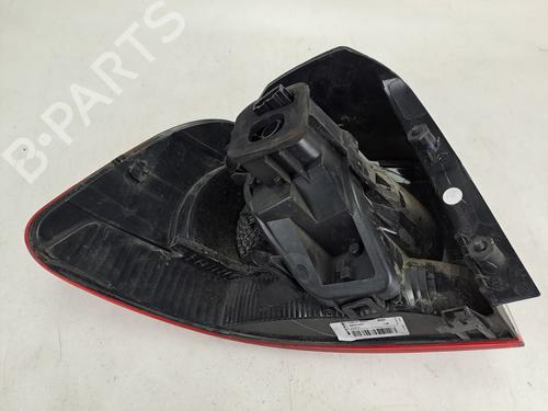 Used Right taillight Right taillight 37396035 37396035