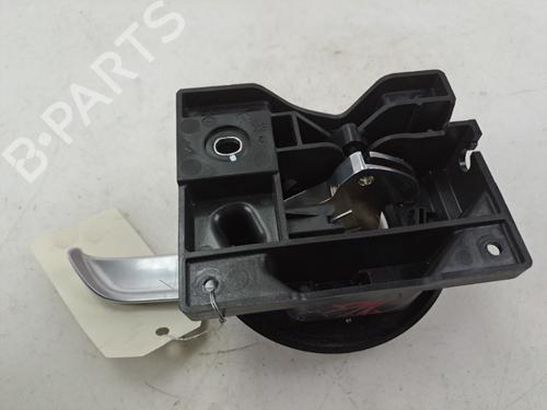 front-left-interior-door-handle-fiat-500x-334_-2014-37388956 main image