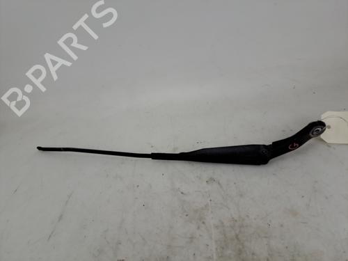 Used Front windshield wiper arm Front windshield wiper arm 37394108 37394108